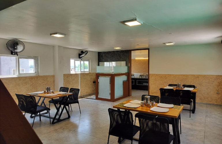 hotels in palani with in-house restaurant - - Sri Jawahar's Residency