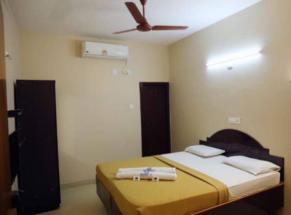 Deluxe-AC, Sri Jawahars Residency