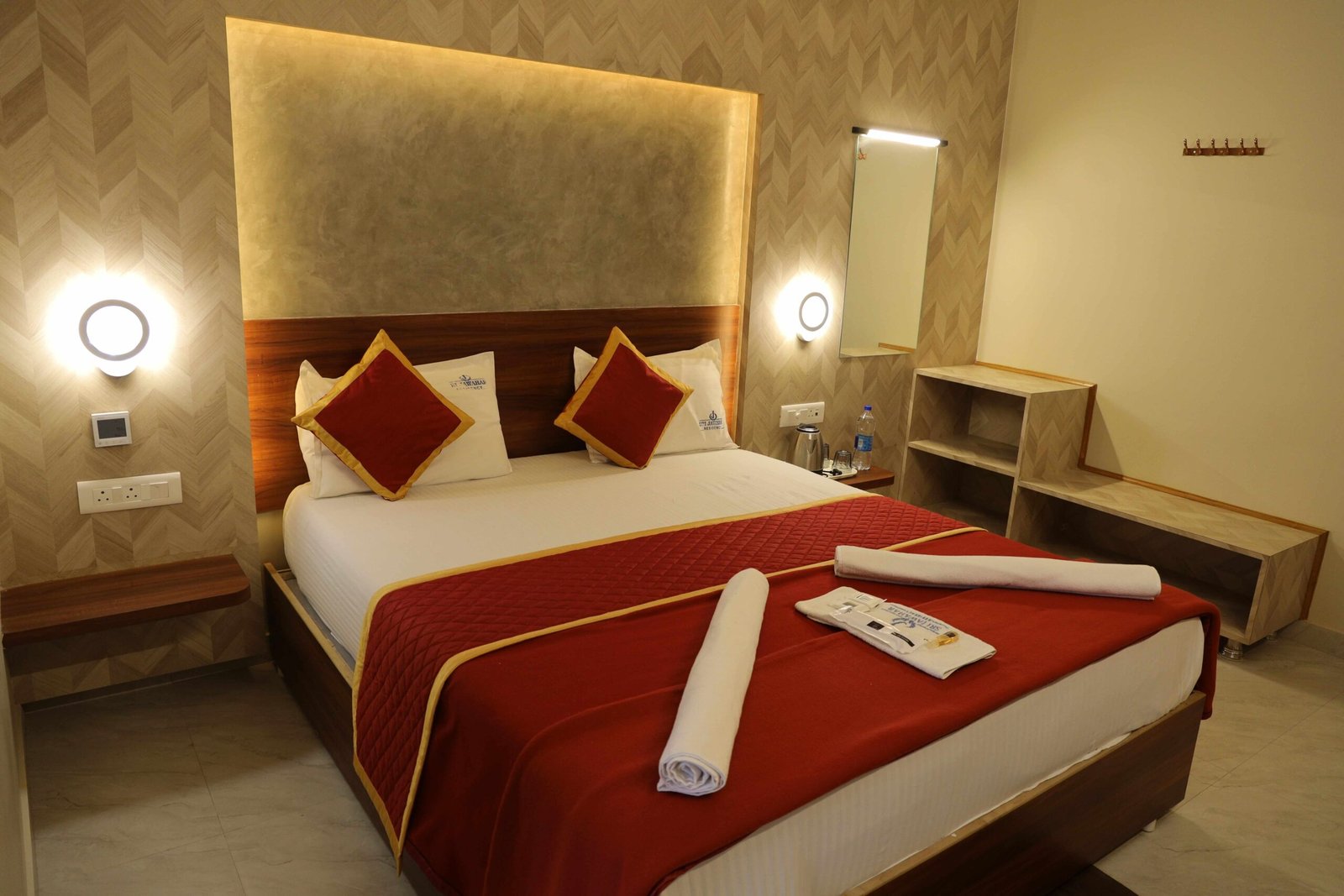 Superior AC Room in Palani - Sri Jawahars Residency